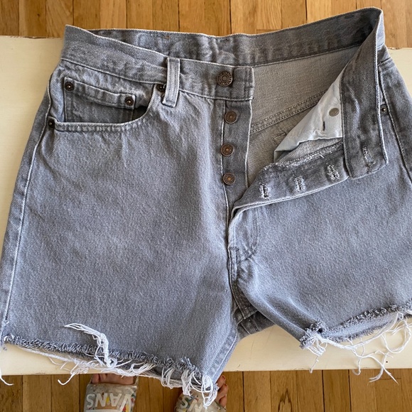 RARE VINTAGE USA LEVIS 501 CUT OFF SHORTS - Picture 3 of 7